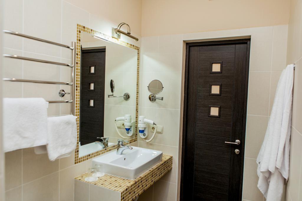 גומל Chisto Hotel חדר תמונה